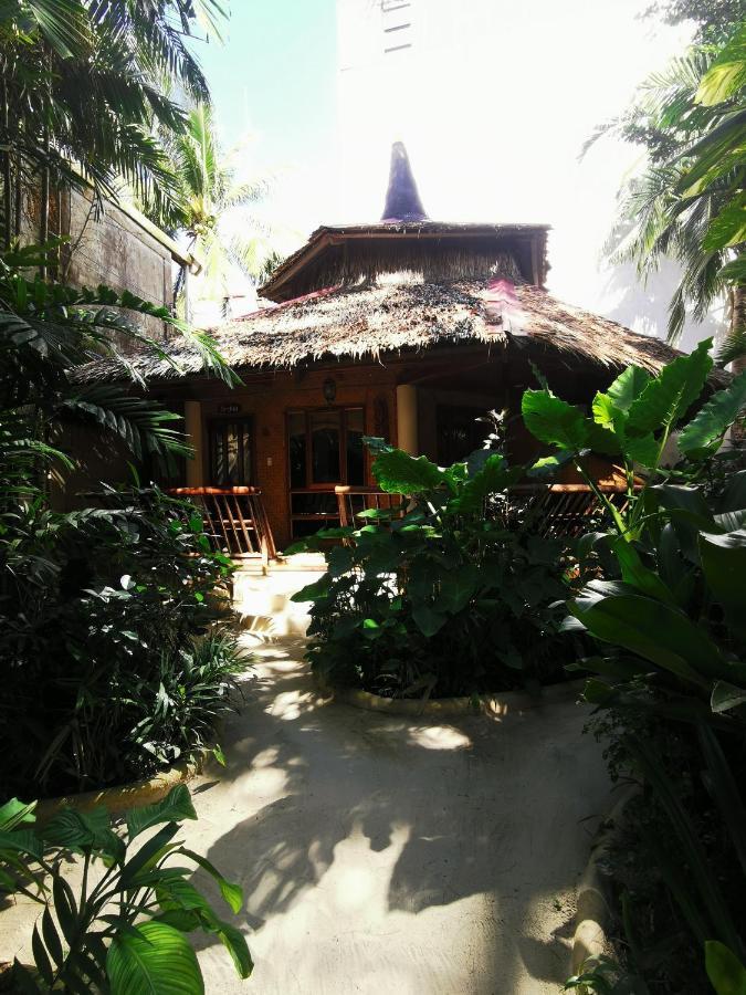 Reddoorz Premium @ Nigi Nigi Nu Noos Station 2 Boracay Hotel Balabag  Exterior foto